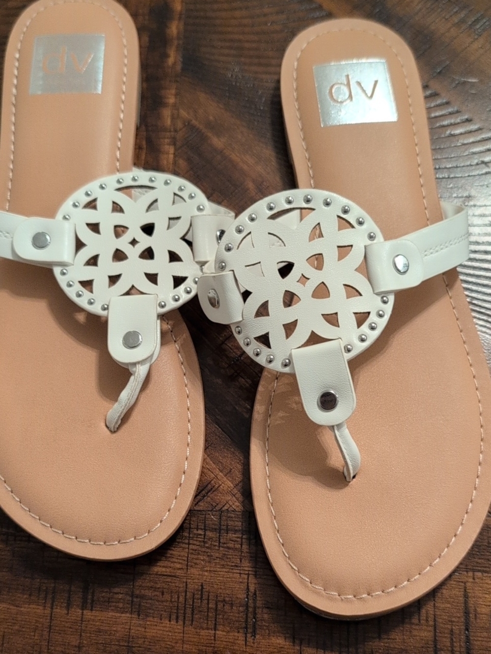 DV by Dolce Vita White Leather Cutout Medallion Toe-Post Sandals